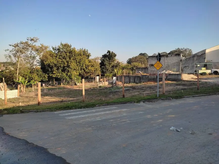 Foto 1 de Terreno / Lote à venda, 402m2 em Piracangaguá, Taubate - SP