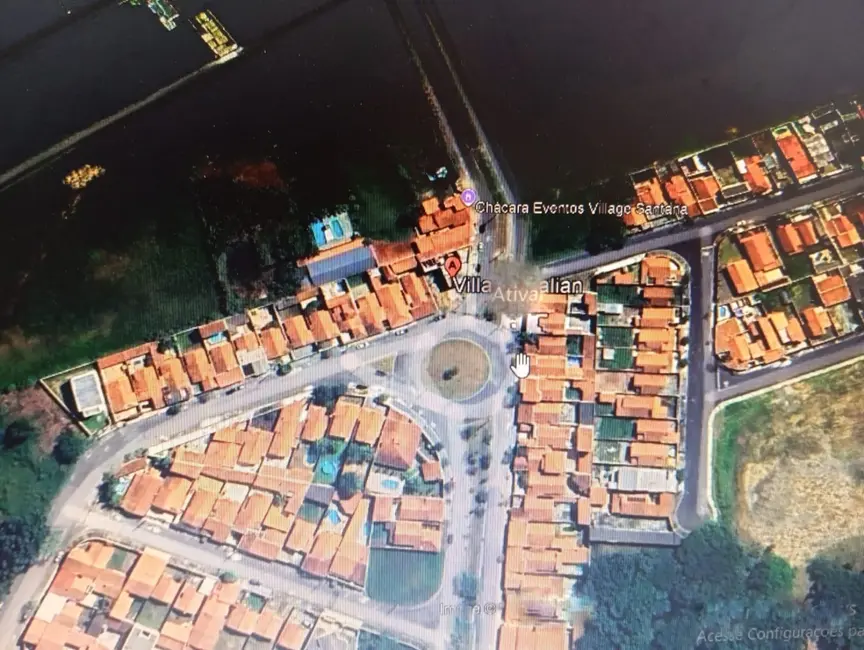 Foto 1 de Terreno / Lote à venda, 250m2 em Guaratingueta - SP