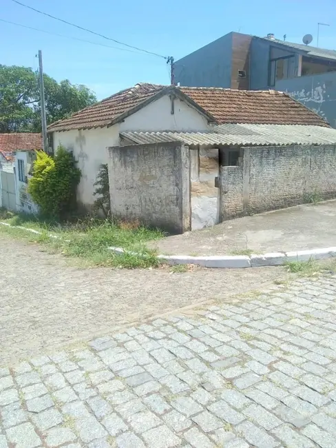 Foto 2 de Terreno / Lote à venda, 300m2 em Centro, Cachoeira Paulista - SP