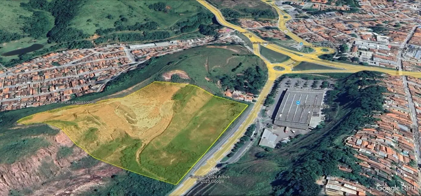 Foto 1 de Terreno / Lote à venda, 35711m2 em Guaratingueta - SP