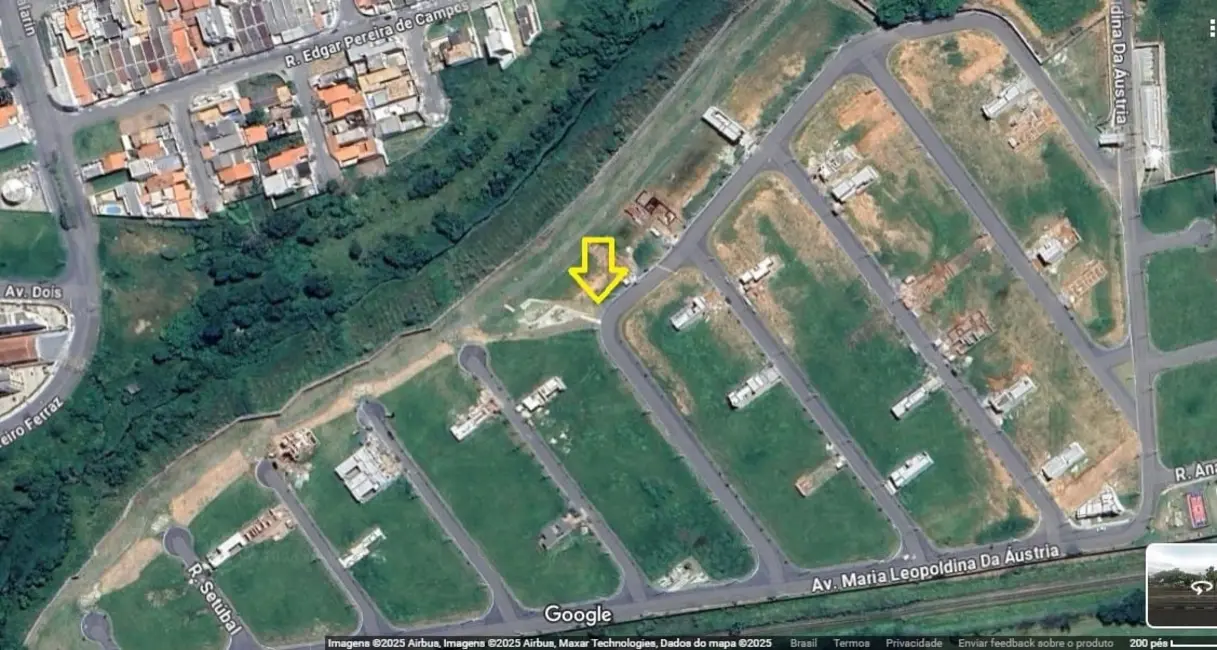 Foto 1 de Terreno / Lote à venda, 365m2 em Loteamento Industrial Água Preta, Pindamonhangaba - SP