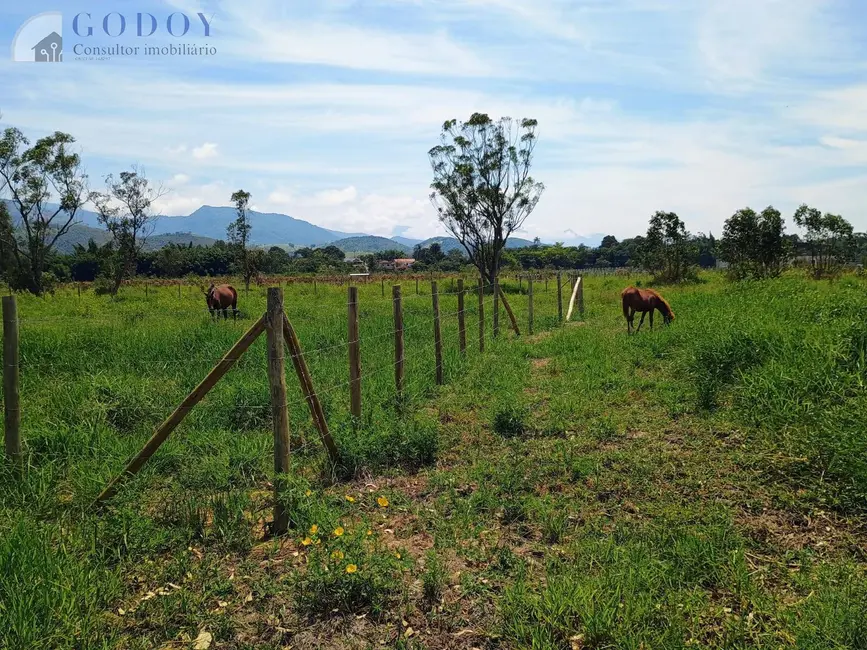 Foto 2 de Chácara à venda, 3000m2 em Mandú, Pindamonhangaba - SP