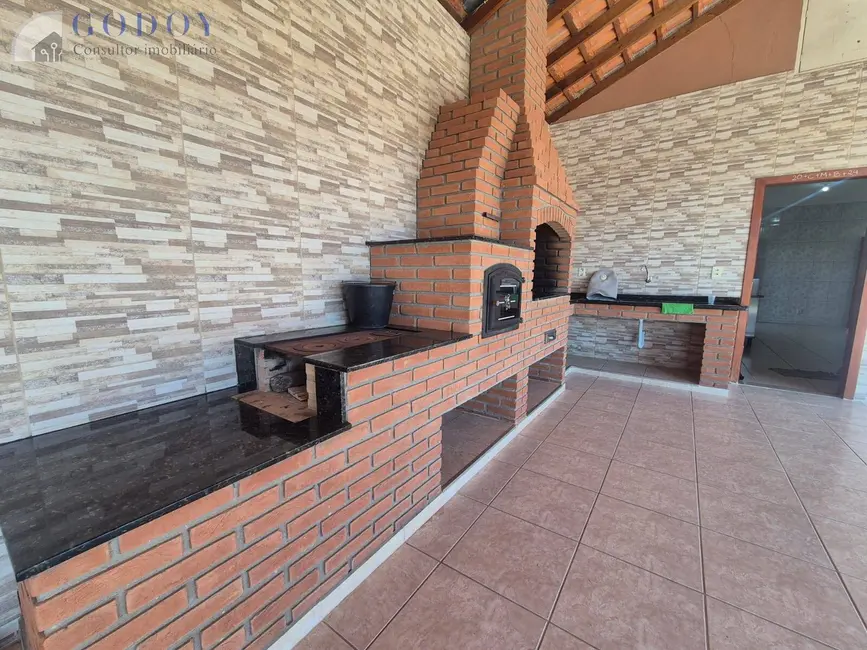 Foto 8 de Chácara com 3 quartos à venda, 230m2 em Mandú, Pindamonhangaba - SP