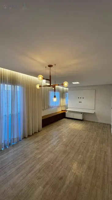 Foto 1 de Apartamento com 2 quartos à venda, 73m2 em Vila Bourghese, Pindamonhangaba - SP