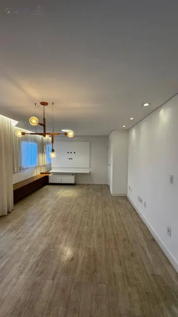 Foto 2 de Apartamento com 2 quartos à venda, 73m2 em Vila Bourghese, Pindamonhangaba - SP