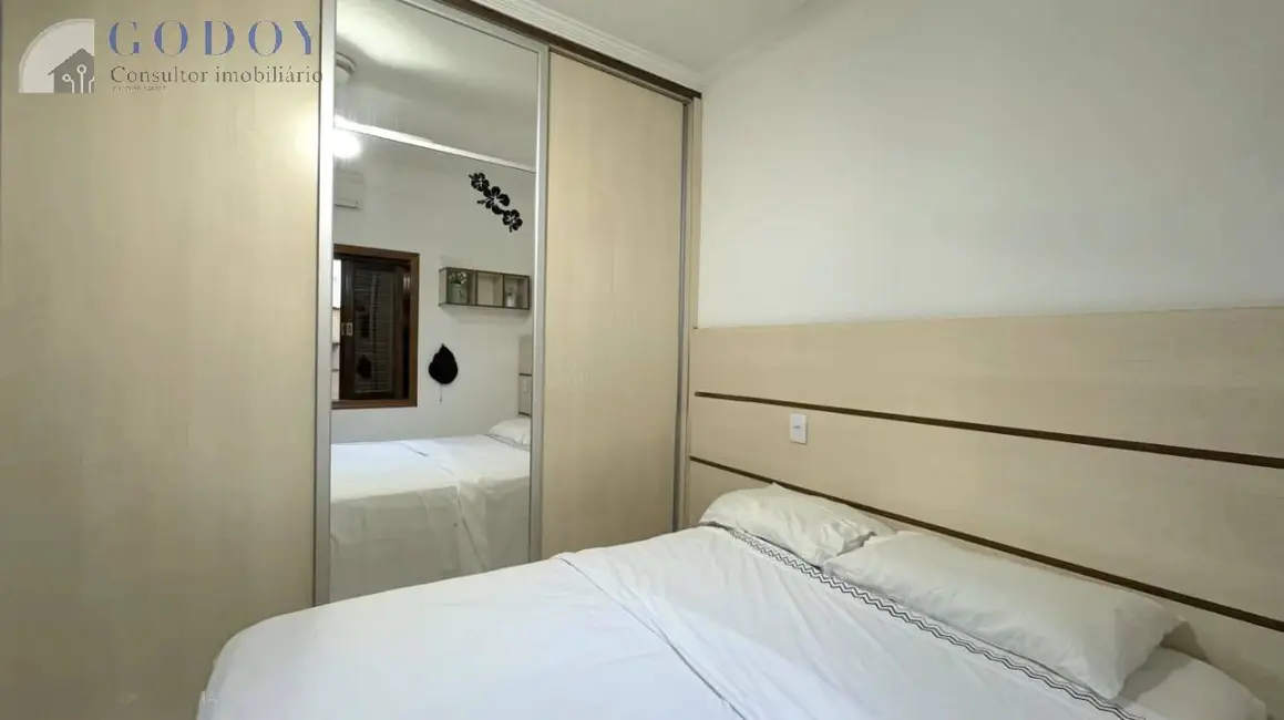 Foto 9 de Casa de Condomínio com 3 quartos à venda e para alugar, 216m2 em Pindamonhangaba - SP