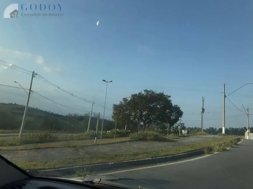 Foto 2 de Terreno / Lote à venda, 266m2 em Taubate - SP