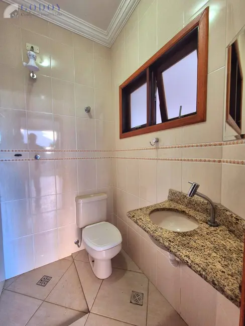 Foto 7 de Casa de Condomínio com 3 quartos à venda e para alugar, 225m2 em Nossa Senhora do Perpétuo Socorro, Pindamonhangaba - SP