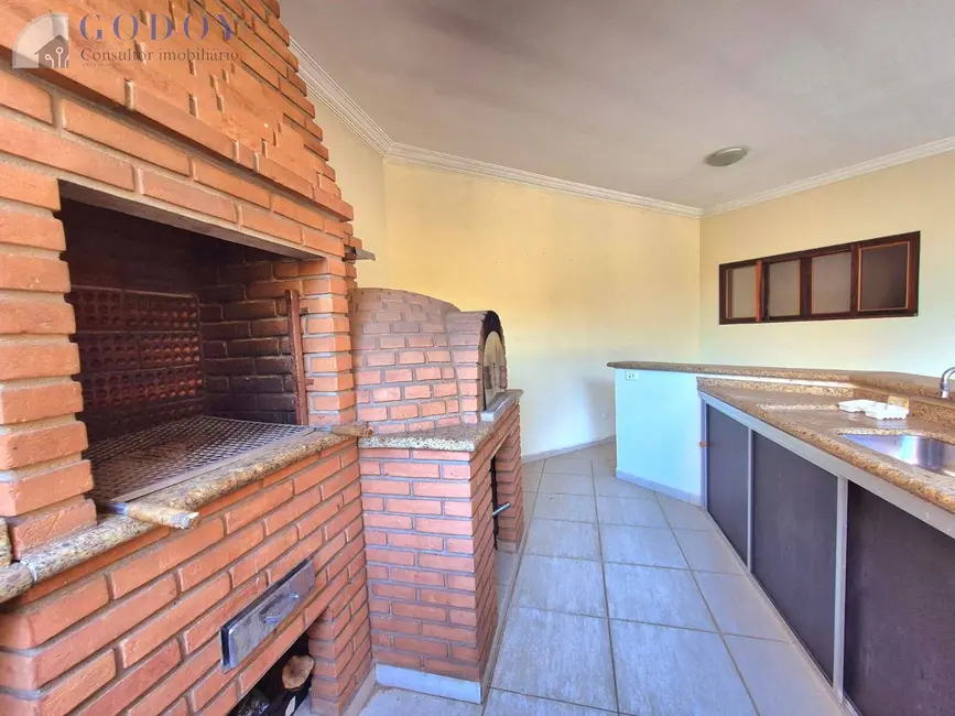 Foto 8 de Casa de Condomínio com 3 quartos à venda e para alugar, 225m2 em Nossa Senhora do Perpétuo Socorro, Pindamonhangaba - SP