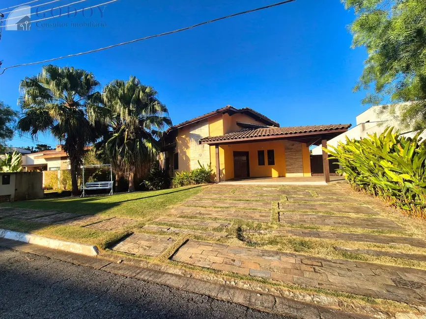 Foto 1 de Casa de Condomínio com 3 quartos à venda, 225m2 em Nossa Senhora do Perpétuo Socorro, Pindamonhangaba - SP