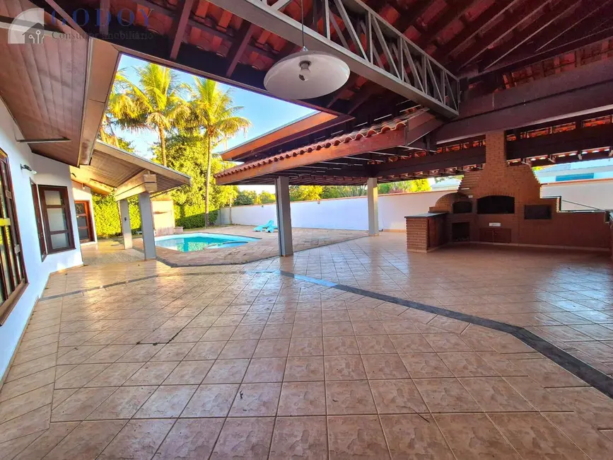 Foto 3 de Casa com 4 quartos à venda e para alugar, 600m2 em Nossa Senhora do Perpétuo Socorro, Pindamonhangaba - SP