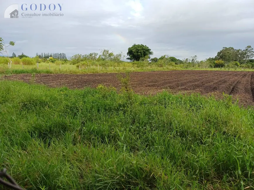 Foto 9 de Chácara à venda, 5000m2 em Mandú, Pindamonhangaba - SP