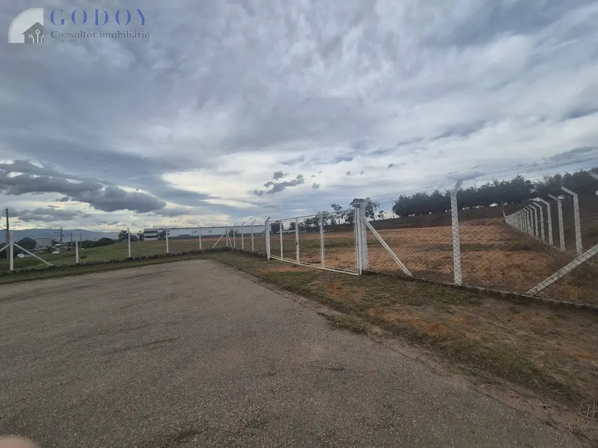 Foto 2 de Terreno / Lote à venda e para alugar, 20000m2 em Parque Empresarial Santa Rita, Pindamonhangaba - SP