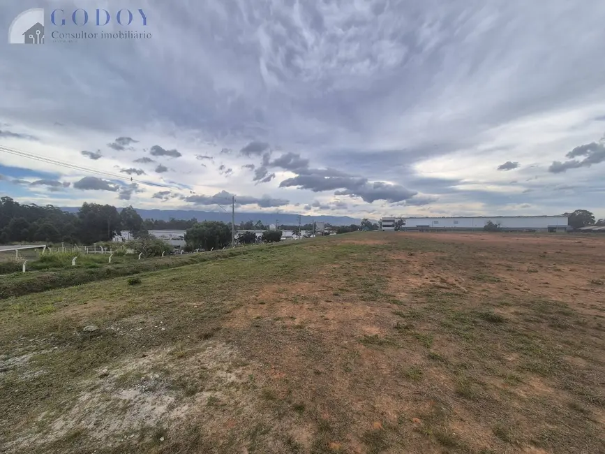 Terreno / Lote à venda e para alugar, 20000m2 em Parque Empresarial Santa Rita, Pindamonhangaba - SP - imagem 6 Foto 6 de Terreno / Lote à venda e para alugar, 20000m2 em Parque Empresarial Santa Rita, Pindamonhangaba - SP