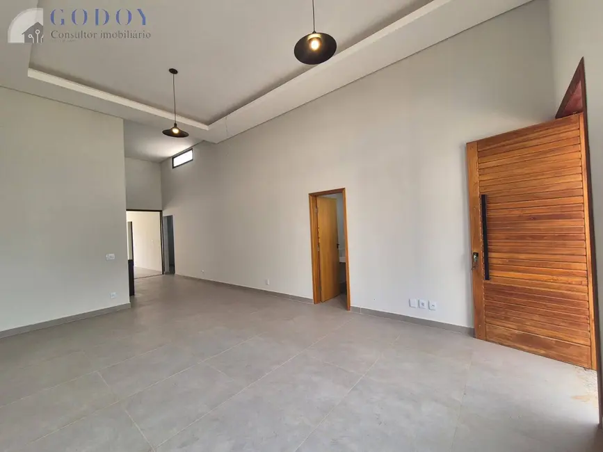 Foto 2 de Casa à venda, 158m2 em Pindamonhangaba - SP