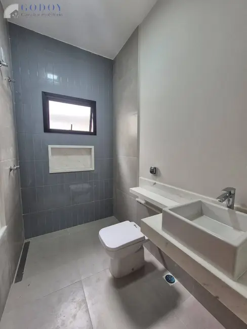 Foto 15 de Casa à venda, 158m2 em Pindamonhangaba - SP