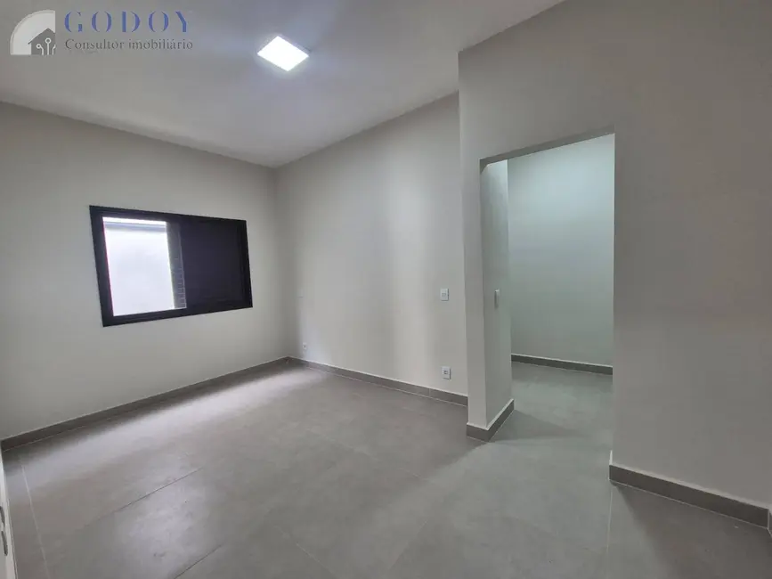 Foto 13 de Casa à venda, 158m2 em Pindamonhangaba - SP