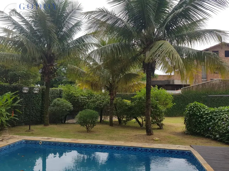 Foto 3 de Casa com 4 quartos para alugar, 280m2 em Jardim das Nações, Taubate - SP
