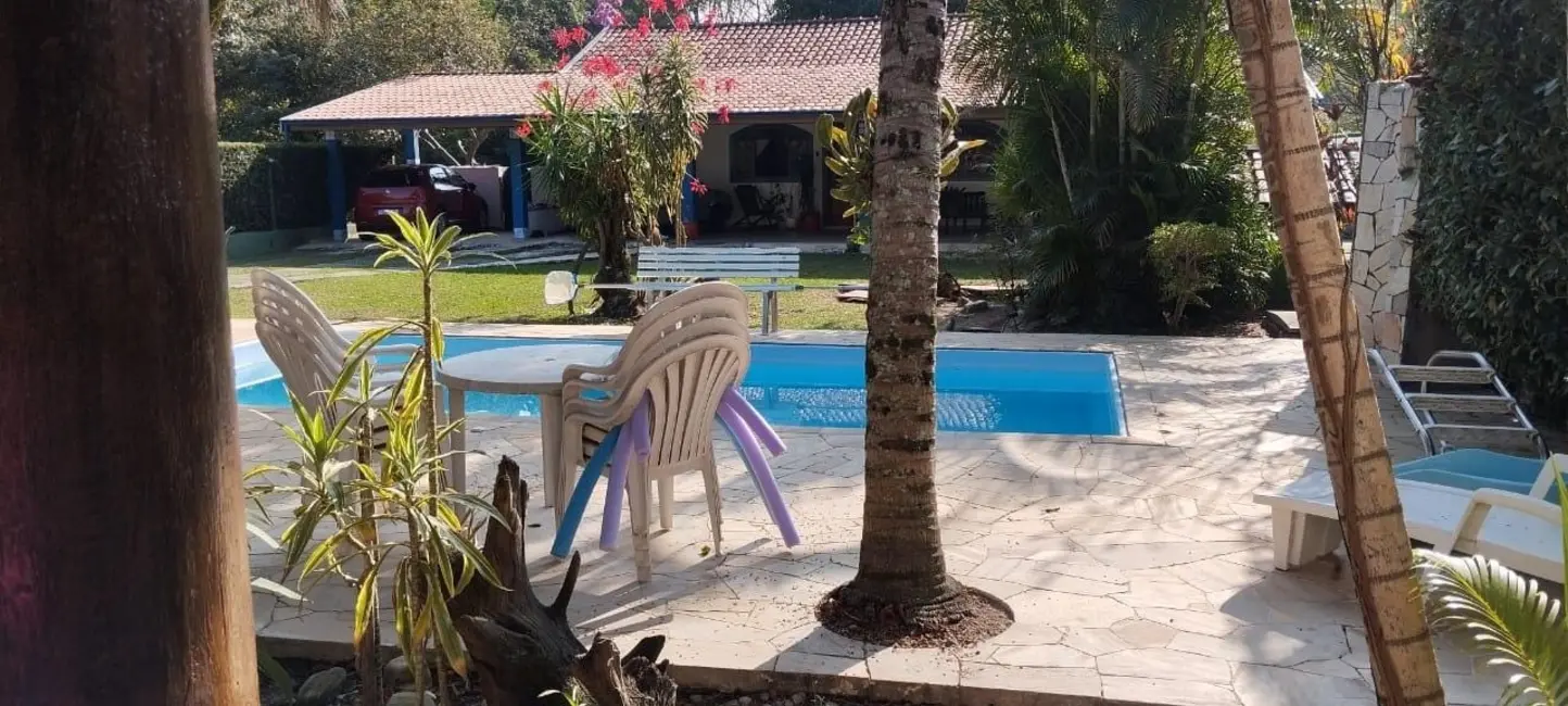 Foto 2 de Casa de Condomínio com 4 quartos à venda, 320m2 em Nossa Senhora do Perpétuo Socorro, Pindamonhangaba - SP