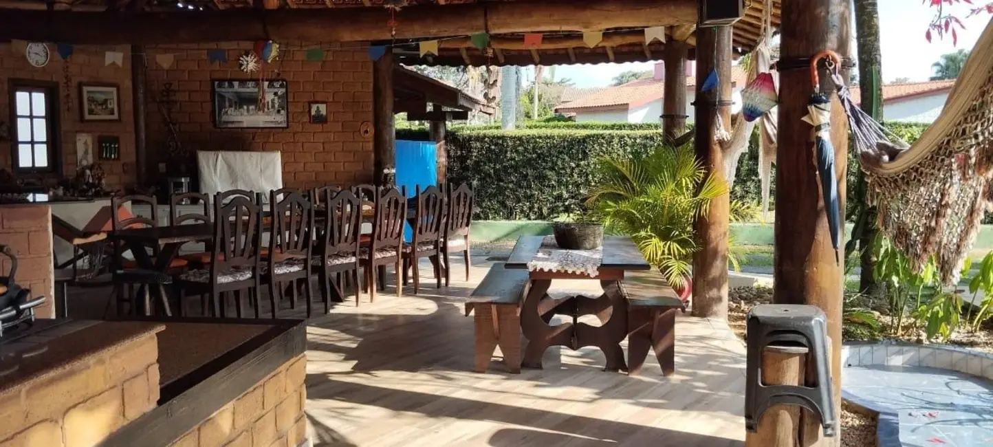 Foto 4 de Casa de Condomínio com 4 quartos à venda, 320m2 em Nossa Senhora do Perpétuo Socorro, Pindamonhangaba - SP