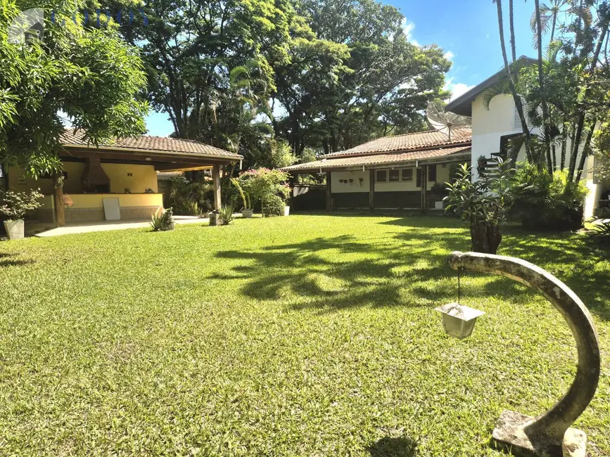 Foto 5 de Casa com 3 quartos à venda, 300m2 em Pindamonhangaba - SP