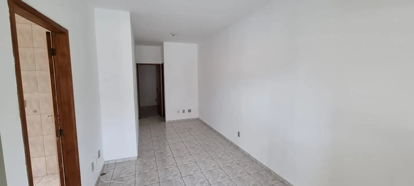 Foto 2 de Casa de Condomínio com 2 quartos à venda, 150m2 em Pindamonhangaba - SP