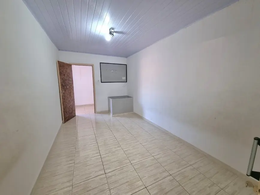 Foto 8 de Sobrado com 2 quartos à venda, 225m2 em Roseira - SP