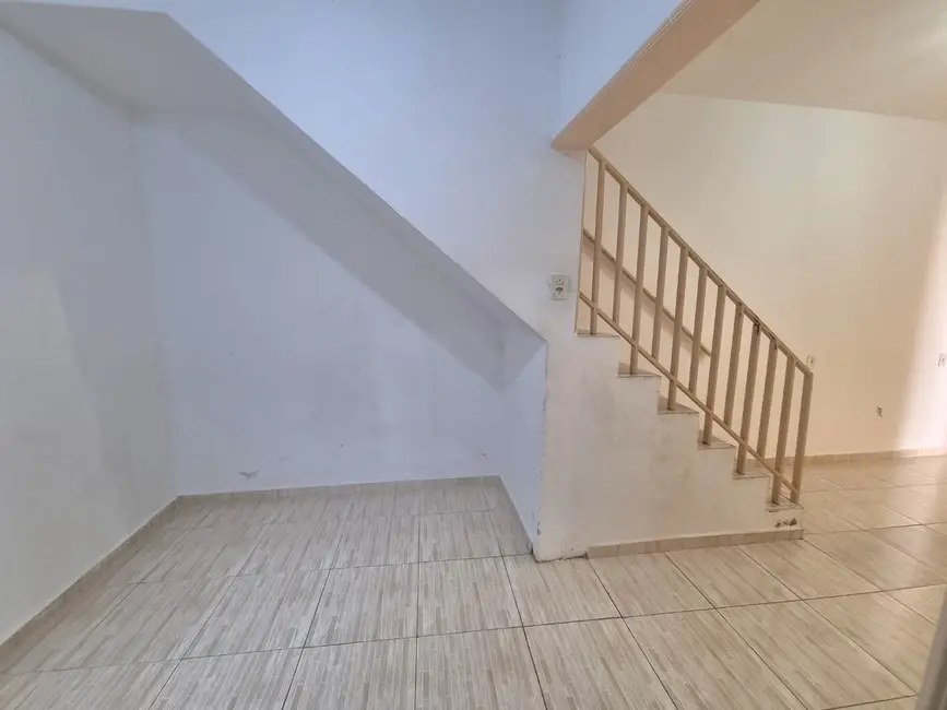 Foto 4 de Sobrado com 2 quartos à venda, 225m2 em Roseira - SP