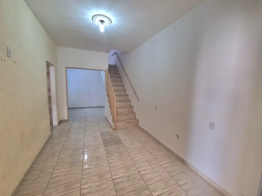 Foto 5 de Sobrado com 2 quartos à venda, 225m2 em Roseira - SP
