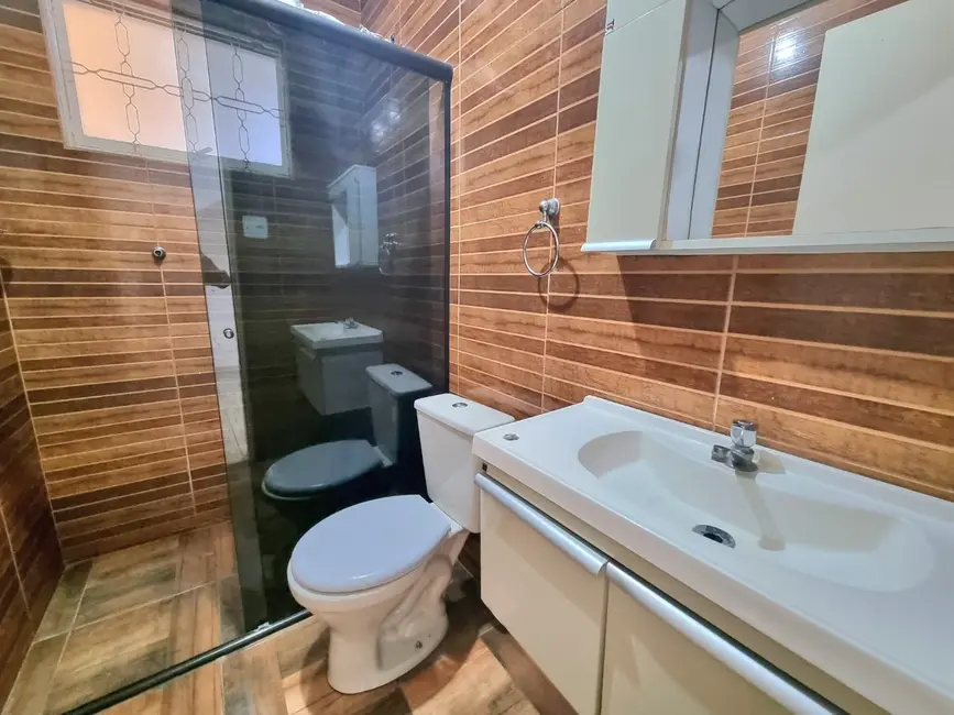 Foto 1 de Sobrado com 2 quartos à venda, 225m2 em Roseira - SP