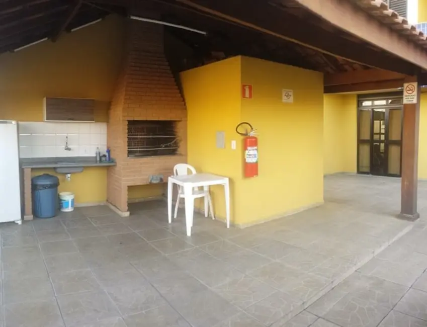 Foto 2 de Apartamento com 2 quartos à venda, 56m2 em São Benedito, Pindamonhangaba - SP
