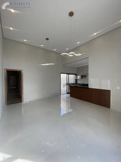 Foto 4 de Casa de Condomínio com 3 quartos à venda, 110m2 em Condomínio Residencial e Comercial Laguna, Pindamonhangaba - SP