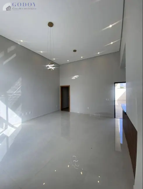 Foto 5 de Casa de Condomínio com 3 quartos à venda, 110m2 em Condomínio Residencial e Comercial Laguna, Pindamonhangaba - SP