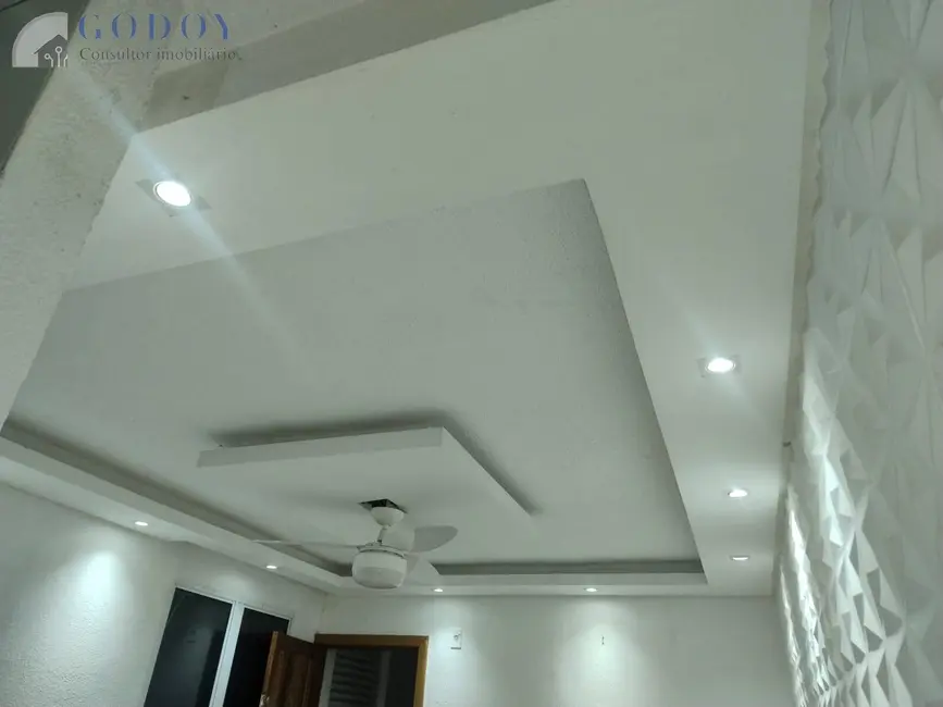 Foto 2 de Apartamento com 2 quartos à venda, 47m2 em Pindamonhangaba - SP