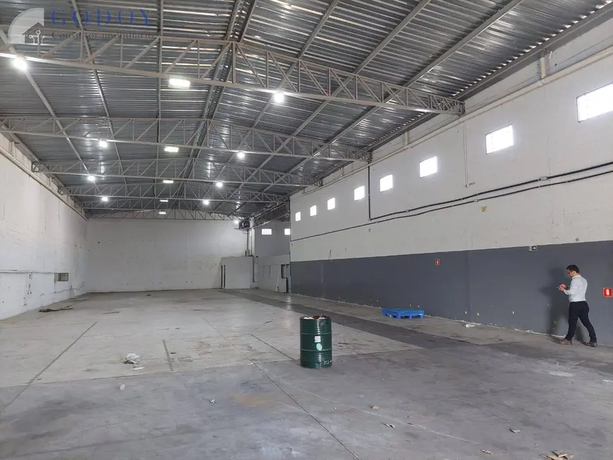 Foto 9 de Armazém / Galpão para alugar, 825m2 em Loteamento Quinta das Frutas, Taubate - SP