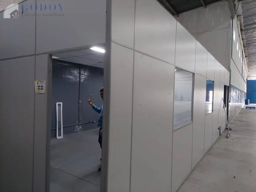 Foto 5 de Armazém / Galpão para alugar, 825m2 em Loteamento Quinta das Frutas, Taubate - SP