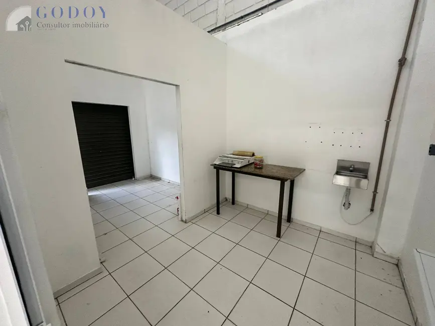 Foto 5 de Armazém / Galpão para alugar, 900m2 em Jardim Cristina, Pindamonhangaba - SP