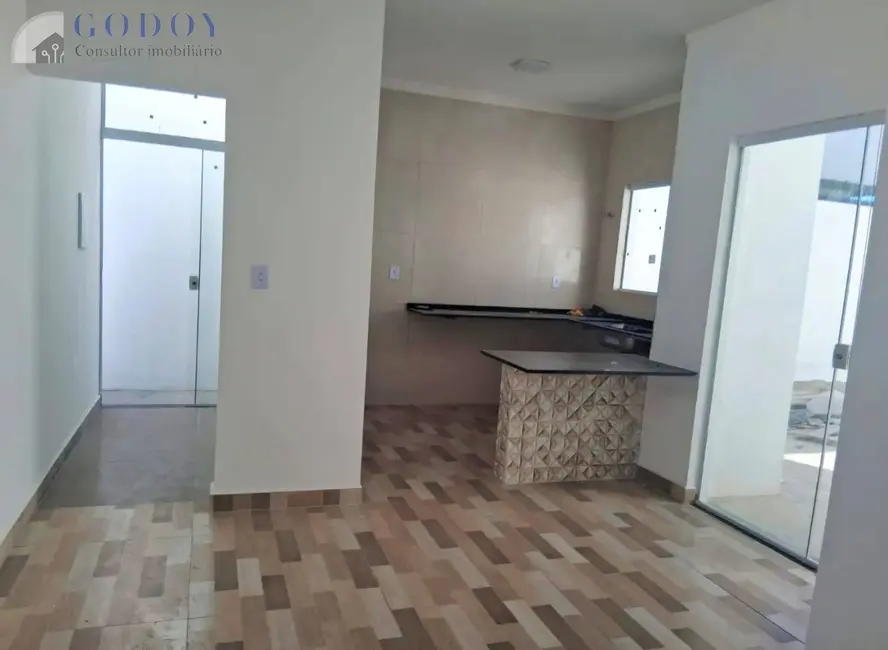 Foto 1 de Casa com 2 quartos à venda, 80m2 em Pindamonhangaba - SP