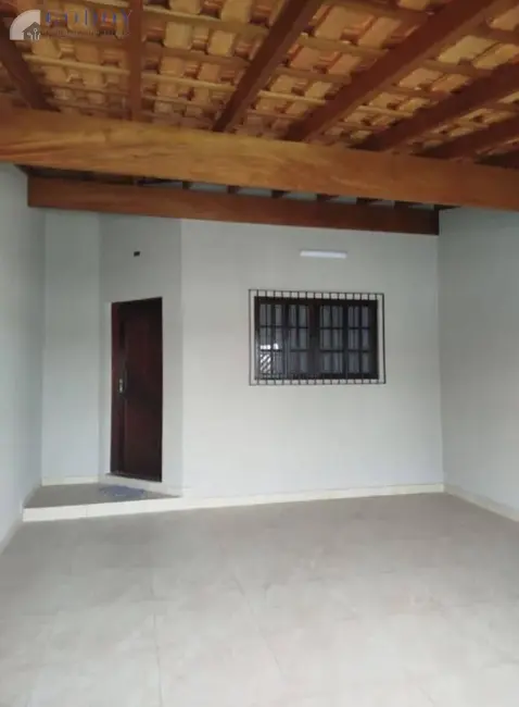 Foto 2 de Casa com 2 quartos à venda, 147m2 em Residencial Mombaça I, Pindamonhangaba - SP