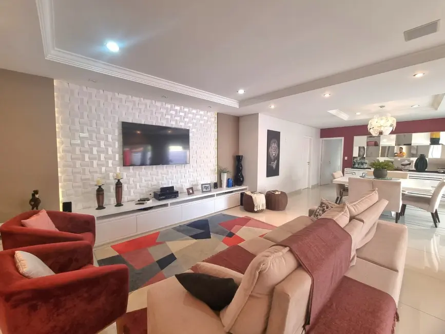 Foto 6 de Casa de Condomínio com 3 quartos à venda, 245m2 em Pindamonhangaba - SP