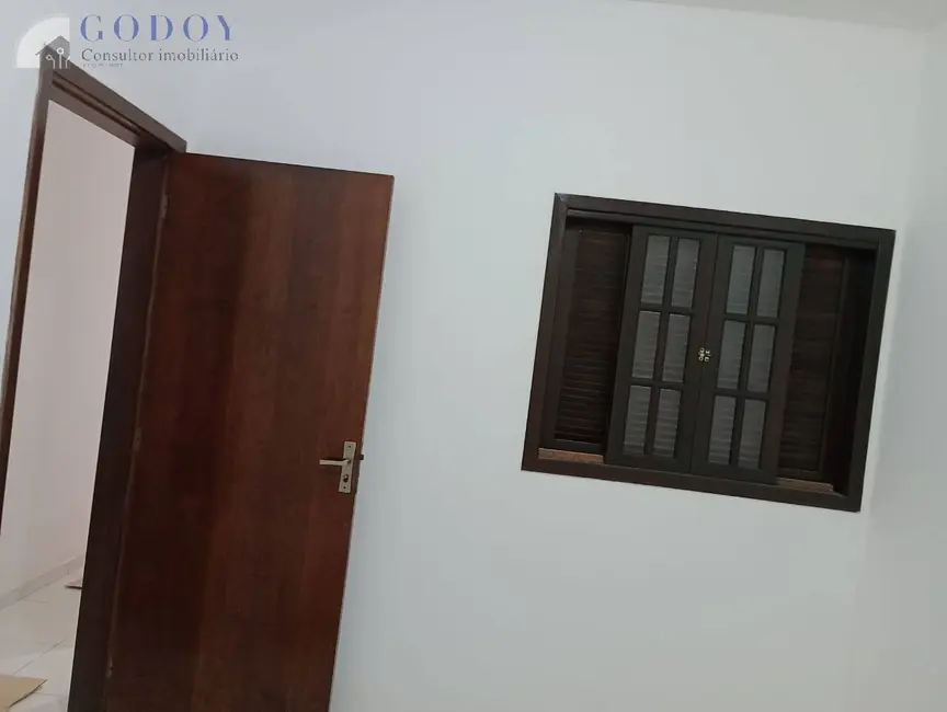 Foto 2 de Casa com 2 quartos à venda, 125m2 em Pindamonhangaba - SP