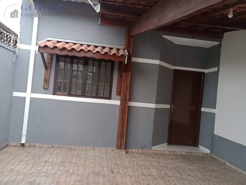 Foto 1 de Casa com 2 quartos à venda, 125m2 em Pindamonhangaba - SP