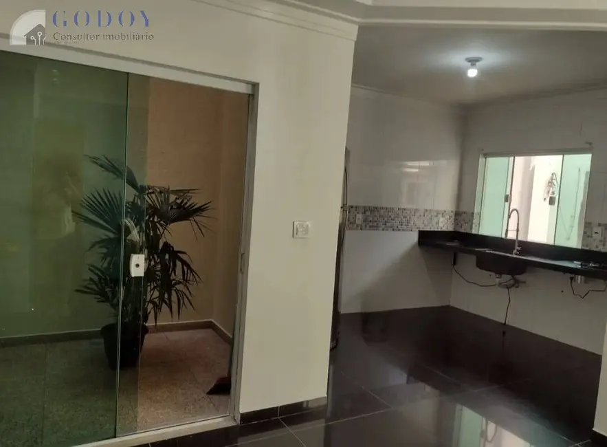 Foto 9 de Sobrado com 3 quartos à venda, 200m2 em Residencial Parque das Palmeiras, Pindamonhangaba - SP