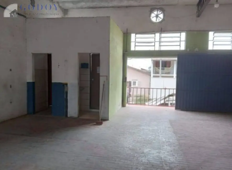 Armazém / Galpão à venda, 183m2 em Jardim Rosely, Pindamonhangaba - SP - imagem 4 Foto 4 de Armazém / Galpão à venda, 183m2 em Jardim Rosely, Pindamonhangaba - SP