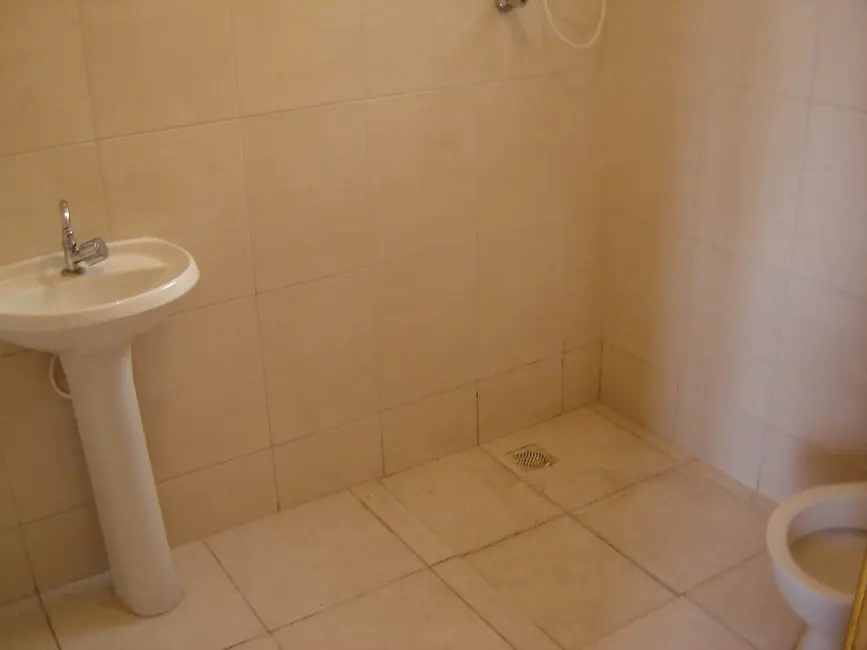 Foto 2 de Kitnet com 1 quarto para alugar, 25m2 em Bosque da Princesa, Pindamonhangaba - SP