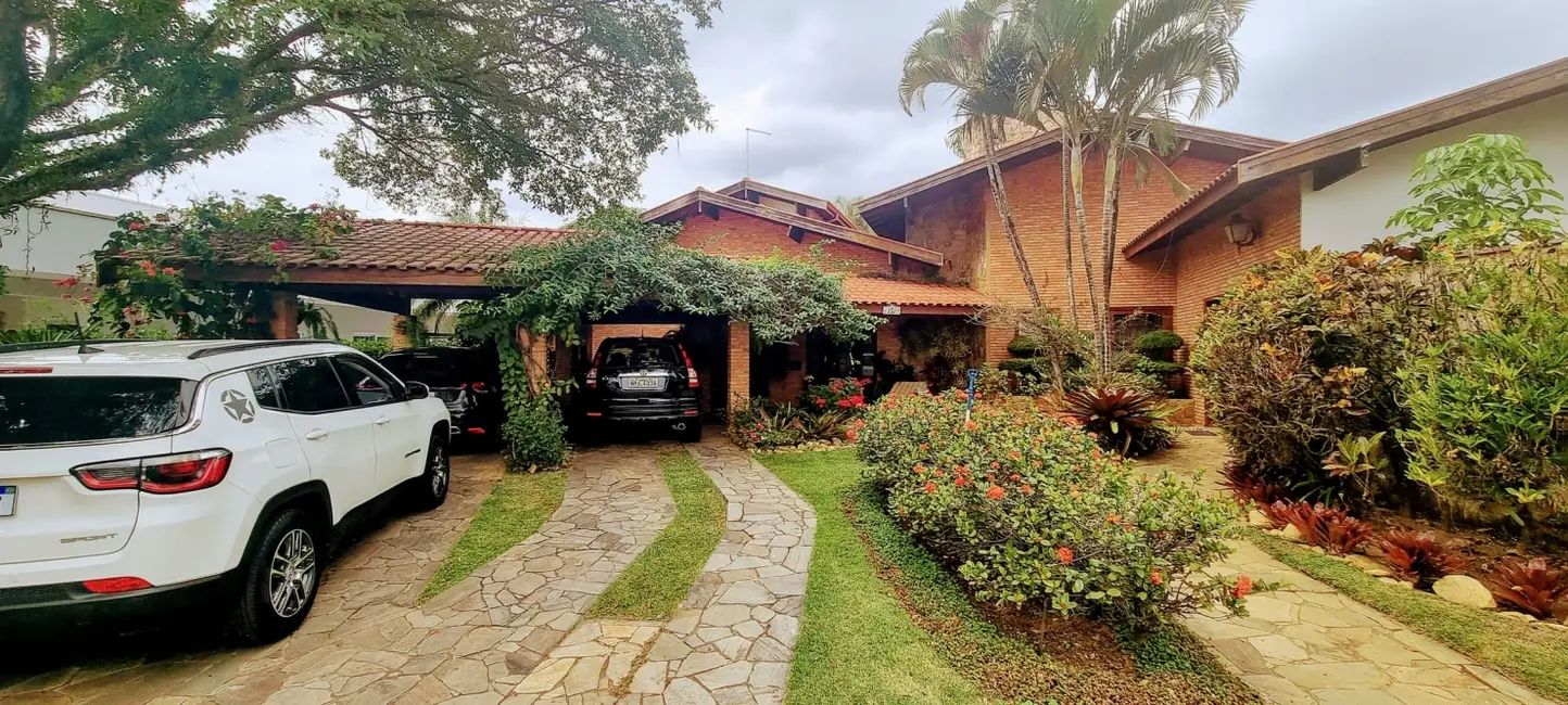 Foto 1 de Casa de Condomínio com 4 quartos à venda, 380m2 em Socorro, Pindamonhangaba - SP