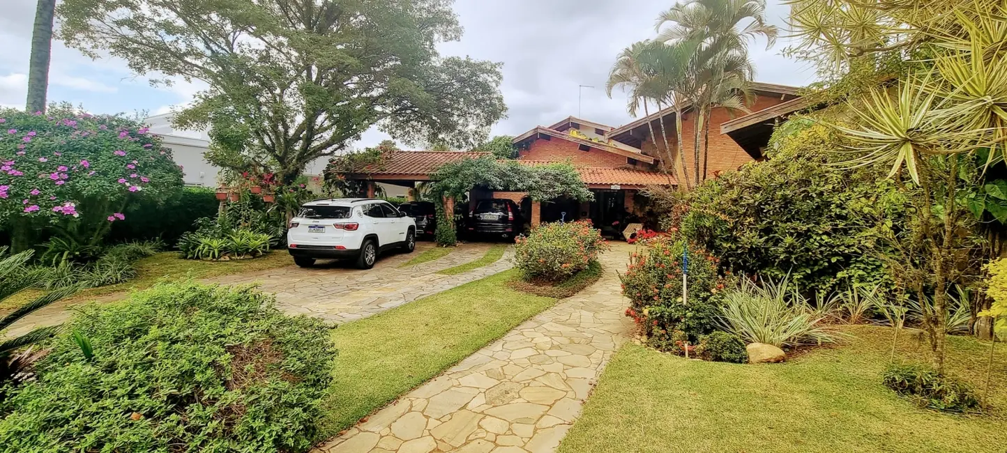 Foto 1 de Casa de Condomínio com 4 quartos à venda, 380m2 em Socorro, Pindamonhangaba - SP