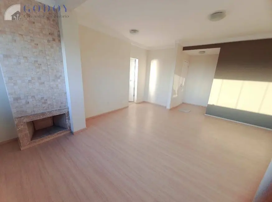 Cobertura com 3 quartos à venda e para alugar, 150m2 em Bela Vista, Pindamonhangaba - SP - imagem 4 Foto 4 de Cobertura com 3 quartos à venda e para alugar, 150m2 em Bela Vista, Pindamonhangaba - SP
