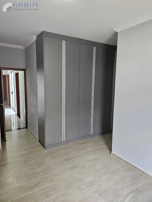 Foto 14 de Casa à venda em Pindamonhangaba - SP