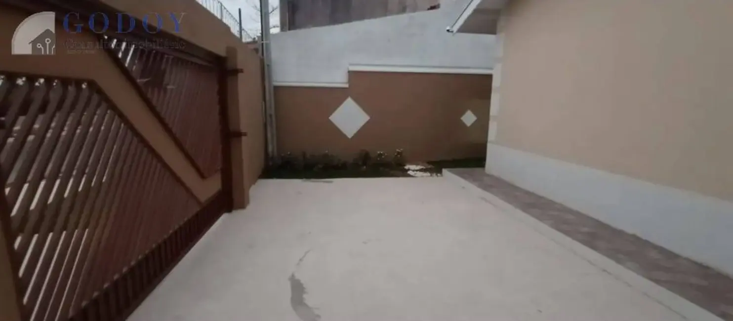 Foto 2 de Casa com 3 quartos à venda, 140m2 em Pindamonhangaba - SP